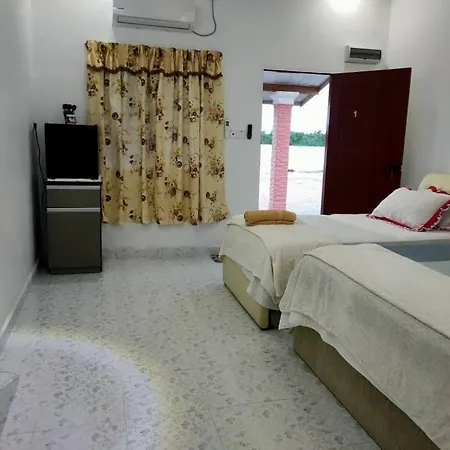 Roomstay Tokbah Demuara Kuala Besut Bagian luar foto