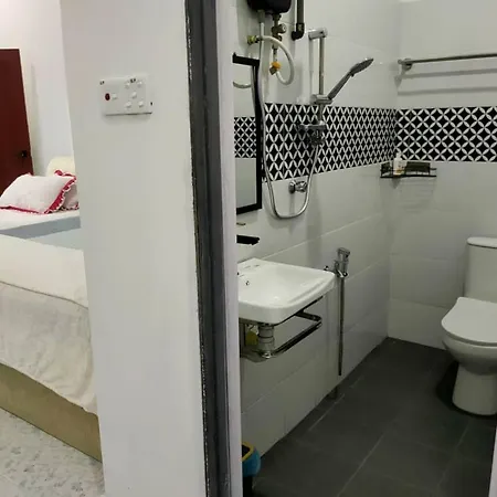 Roomstay Tokbah Demuara Kuala Besut Bagian luar foto